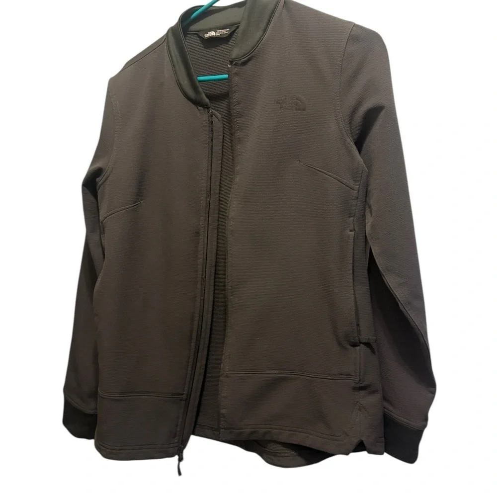 The North Face Women's Sport Dark Gray Lightweight Jacket